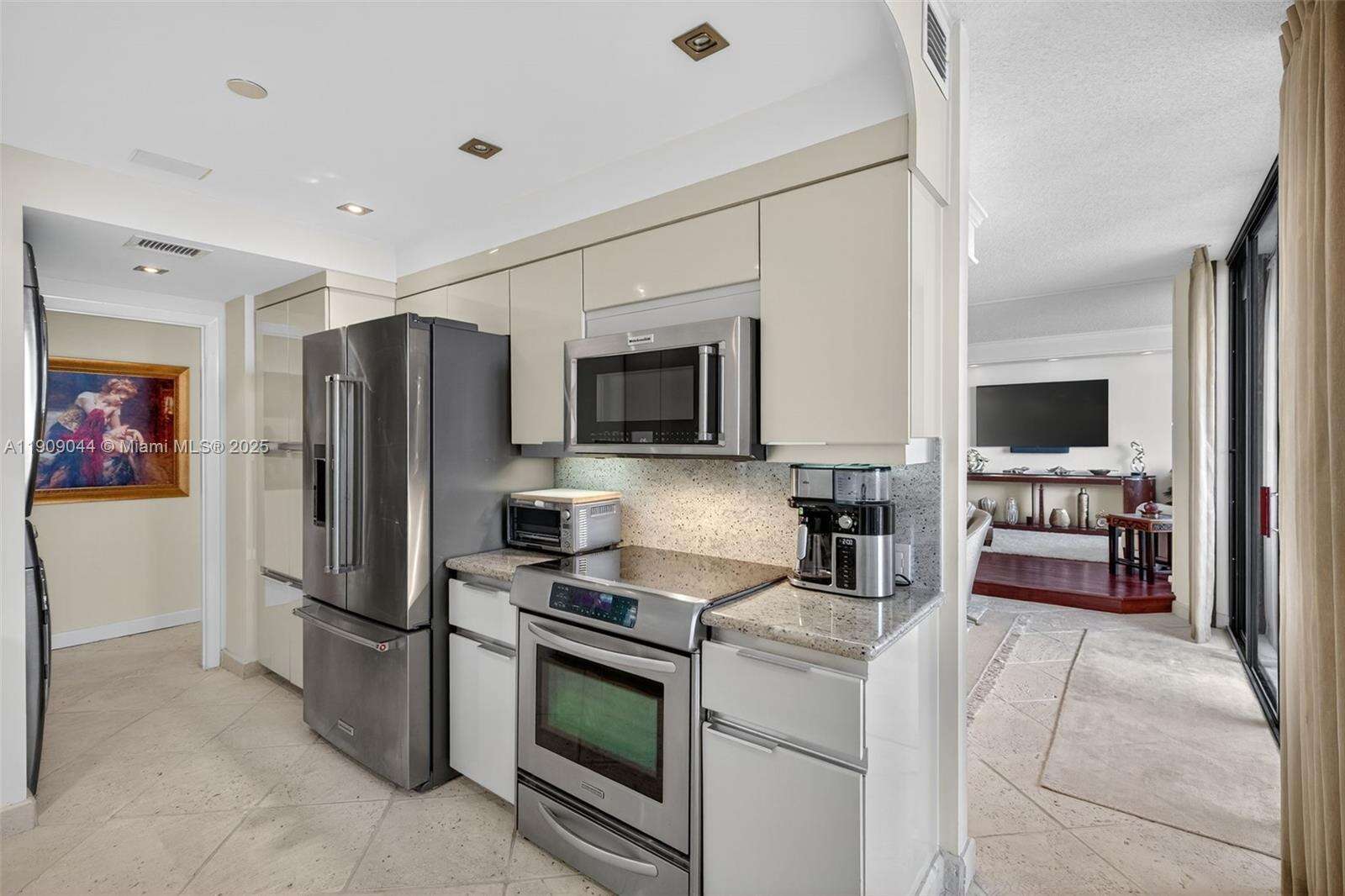 3000 Williams Island at 3000 Island Blvd, Aventura, FL 33160 - For Sale photo 32