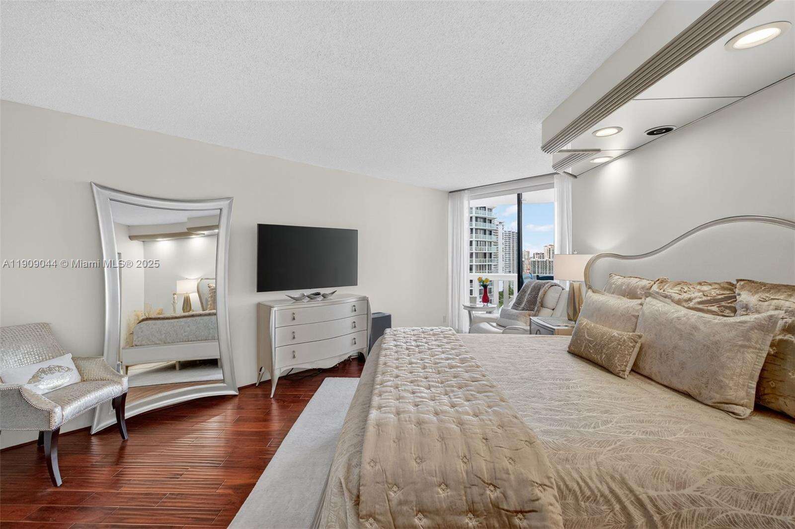 3000 Williams Island at 3000 Island Blvd, Aventura, FL 33160 - For Sale photo 40