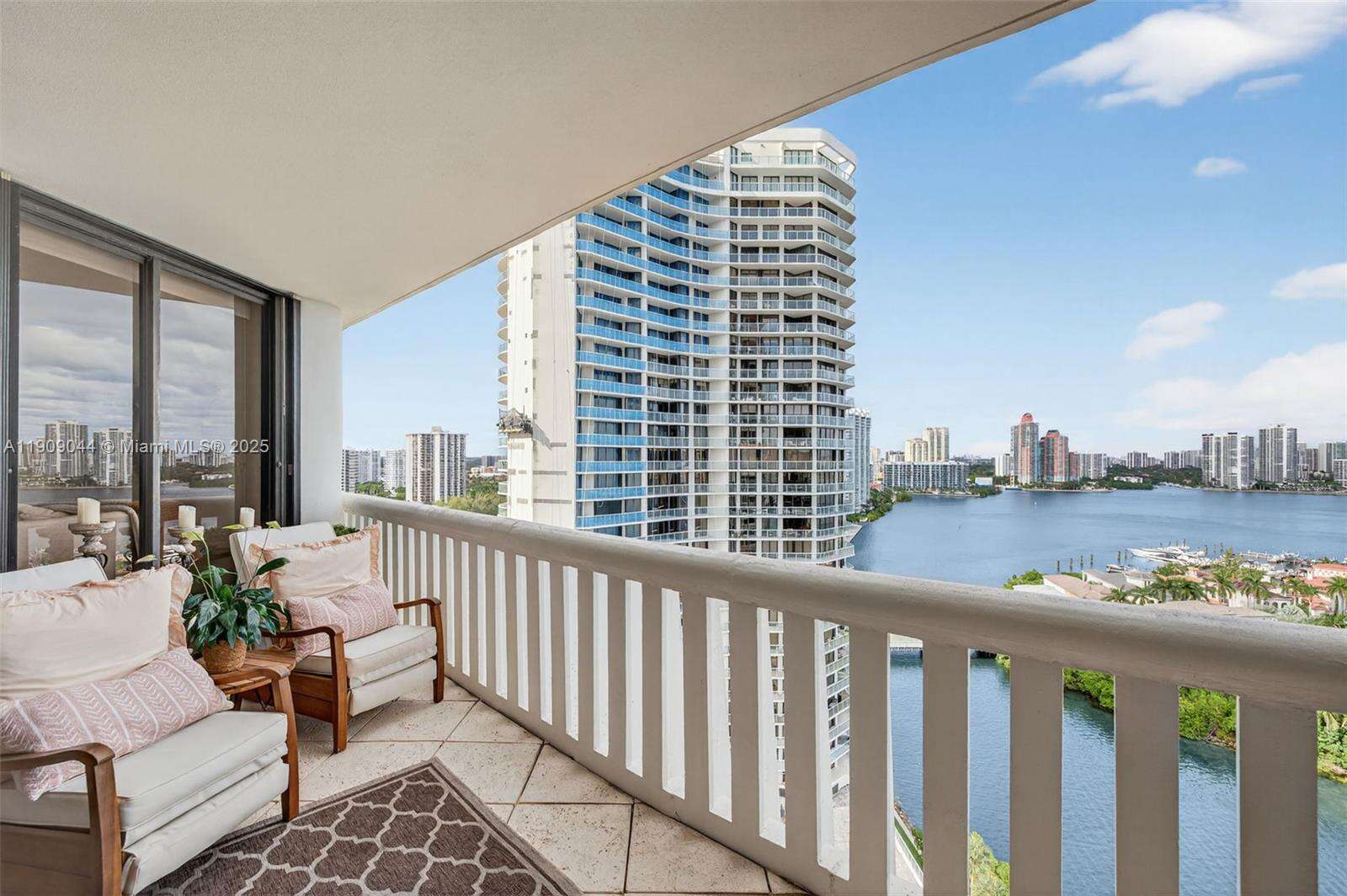 3000 Williams Island at 3000 Island Blvd, Aventura, FL 33160 - For Sale photo 7