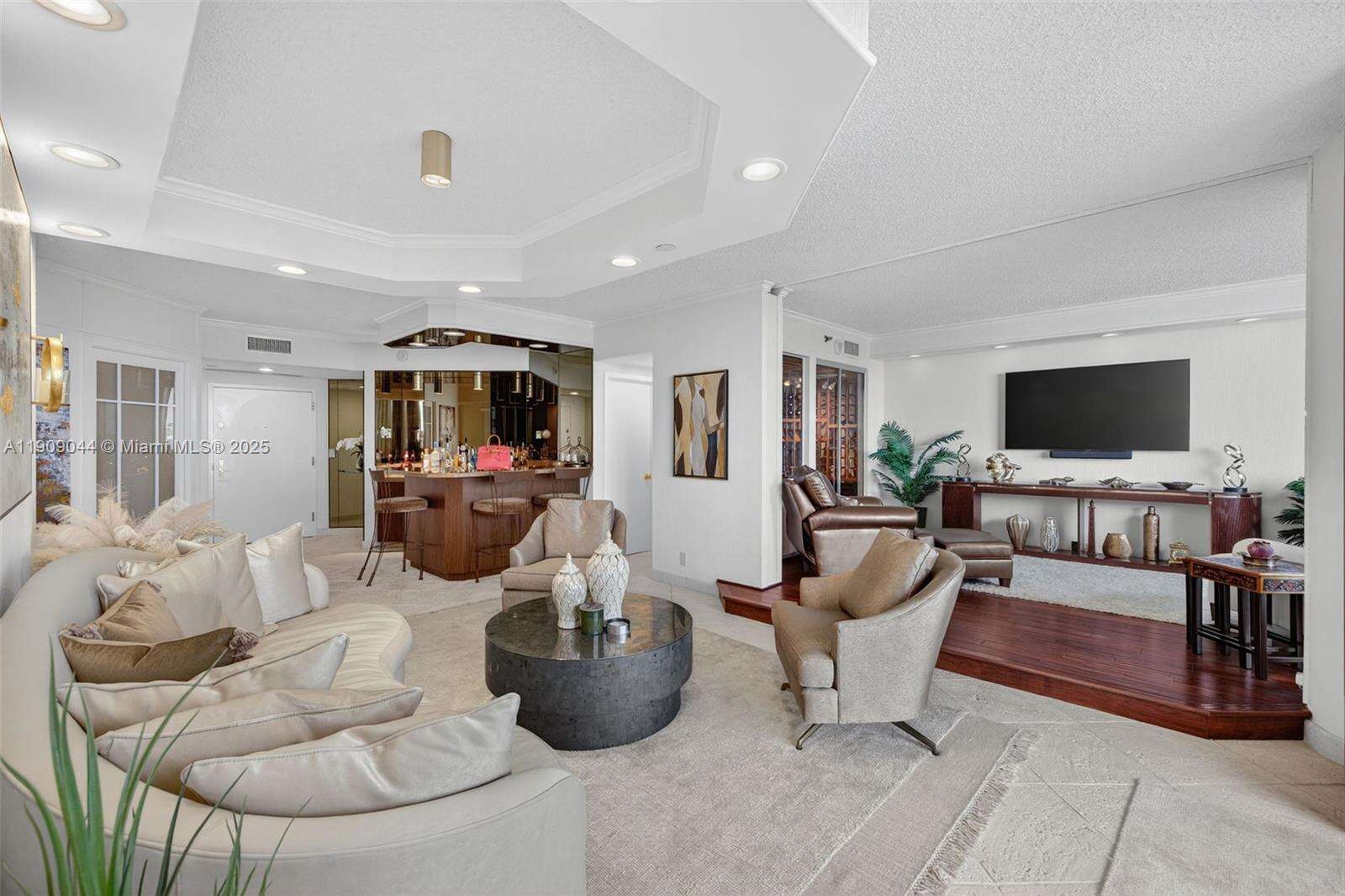3000 Williams Island at 3000 Island Blvd, Aventura, FL 33160 - For Sale photo 9