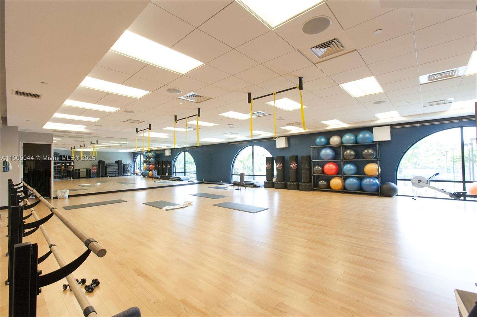 3000 Williams Island at 3000 Island Blvd, Aventura, FL 33160 - For Sale photo 93