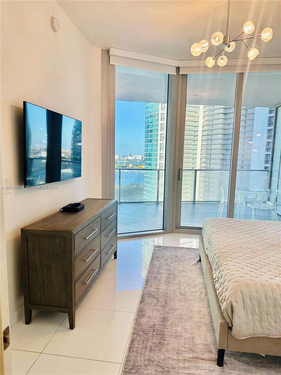 PARAMOUNT MIAMI WORLDCENTER - 851 1 Ave, Miami, FL 33132 | Picture 14