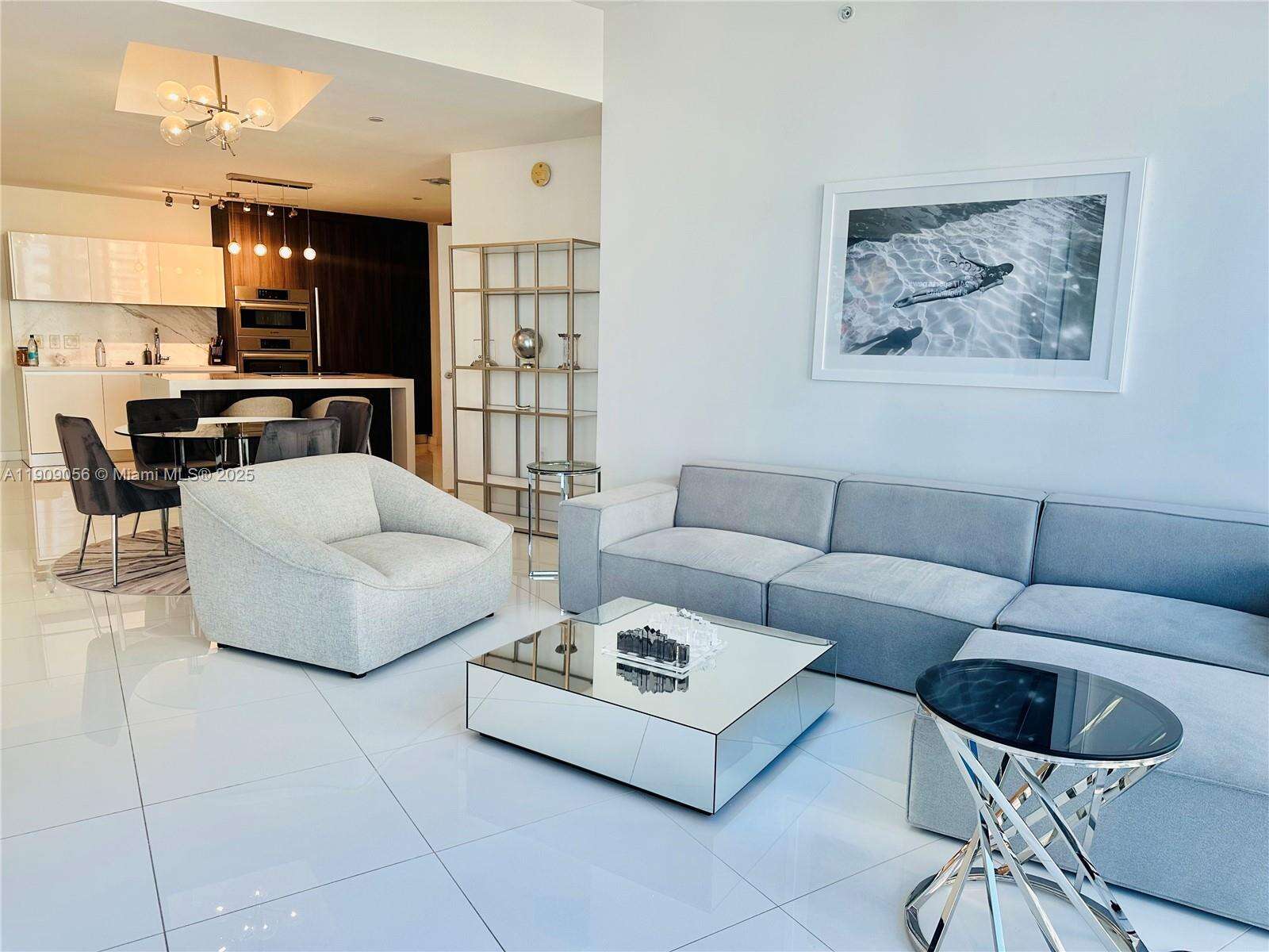 PARAMOUNT MIAMI WORLDCENTER - 851 1 Ave, Miami, FL 33132 | Picture 31