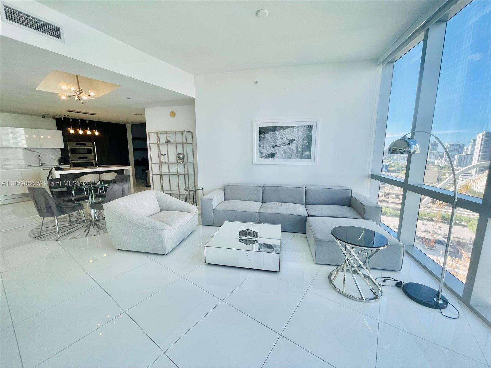 PARAMOUNT MIAMI WORLDCENTER - 851 1 Ave, Miami, FL 33132 | Picture 33