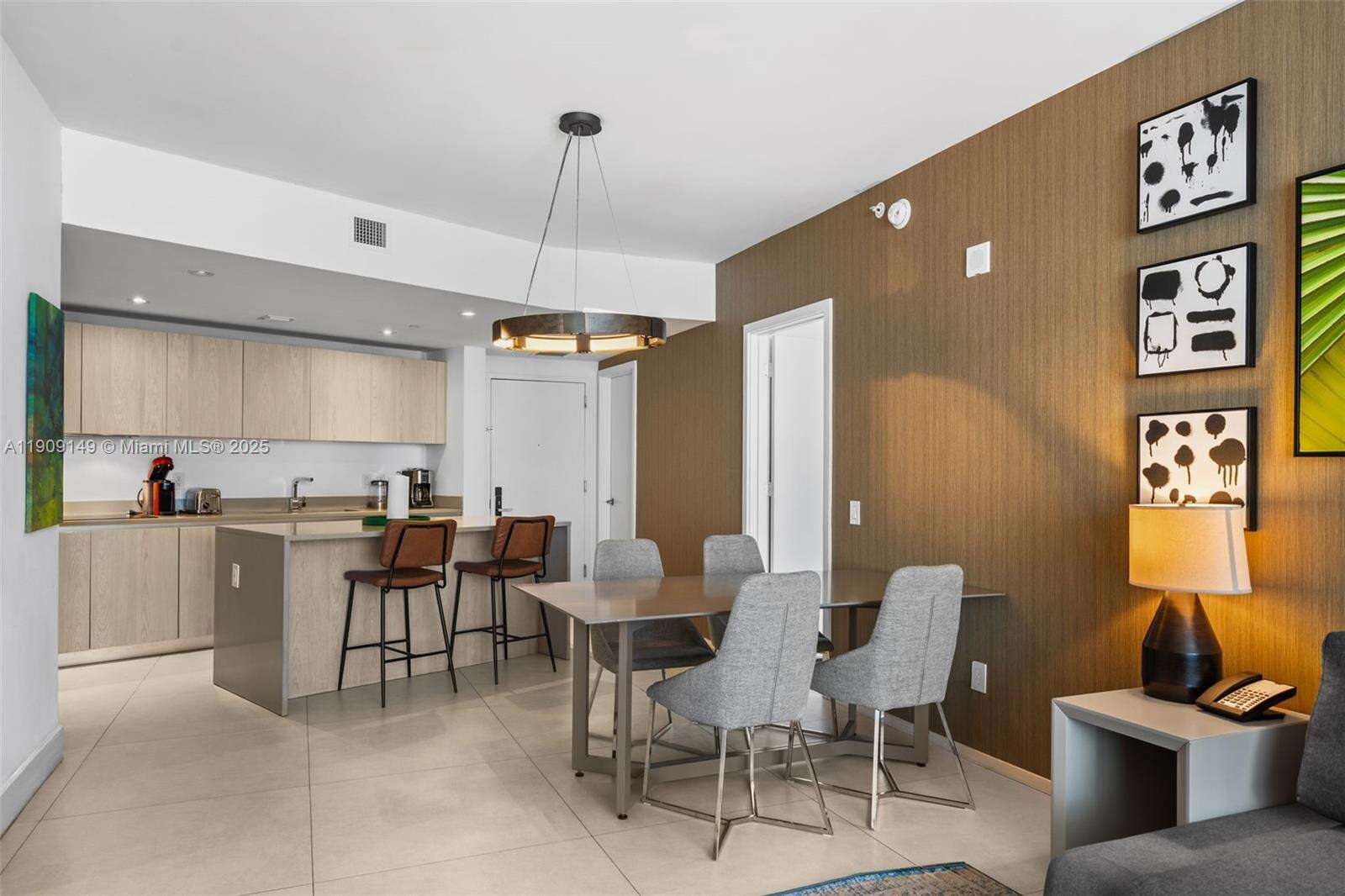Hyde Resort at 4111 Ocean Dr, Hollywood, FL 33019 - For Sale photo 2