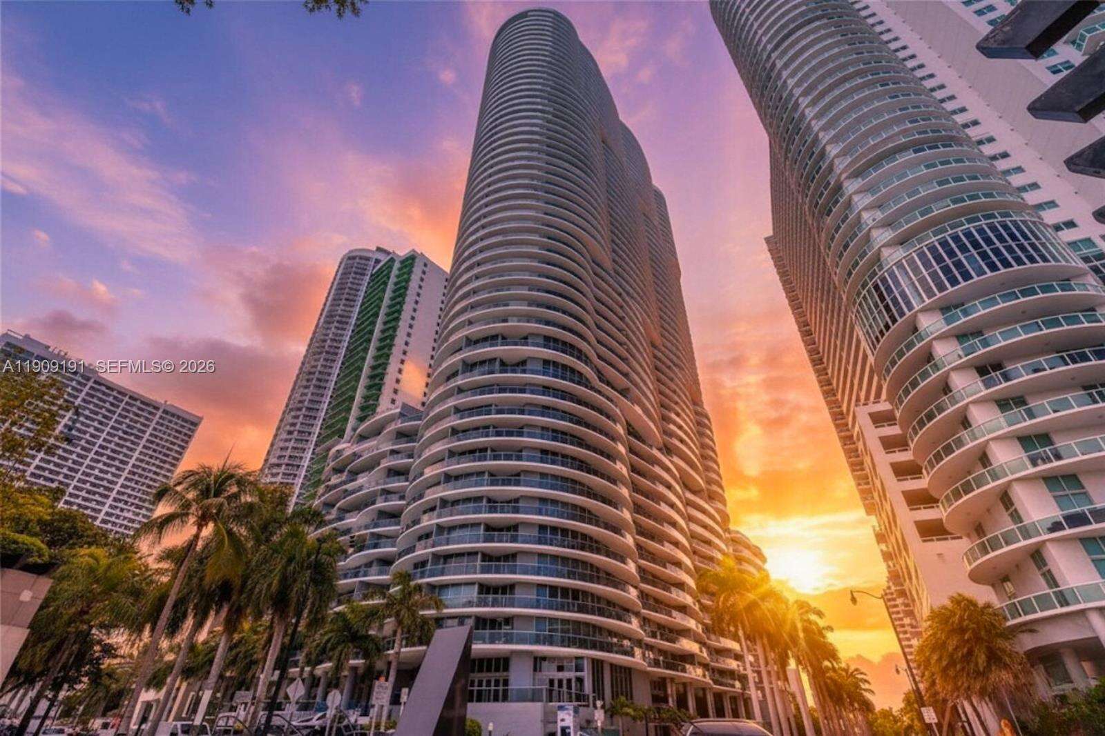 Aria On The Bay at 488 18 St, Miami, FL 33132 - For Sale photo 1
