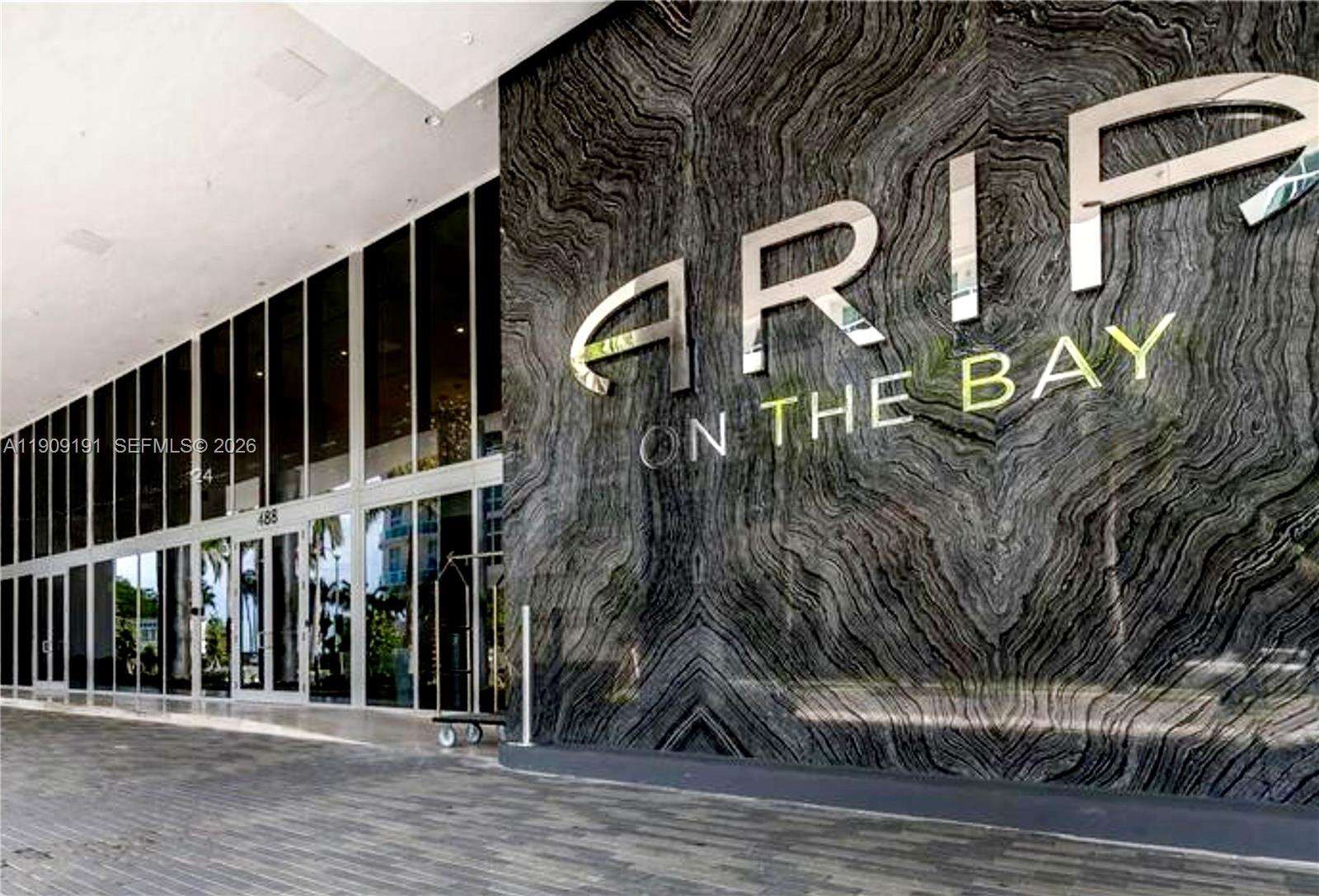 Aria On The Bay at 488 18 St, Miami, FL 33132 - For Sale photo 5