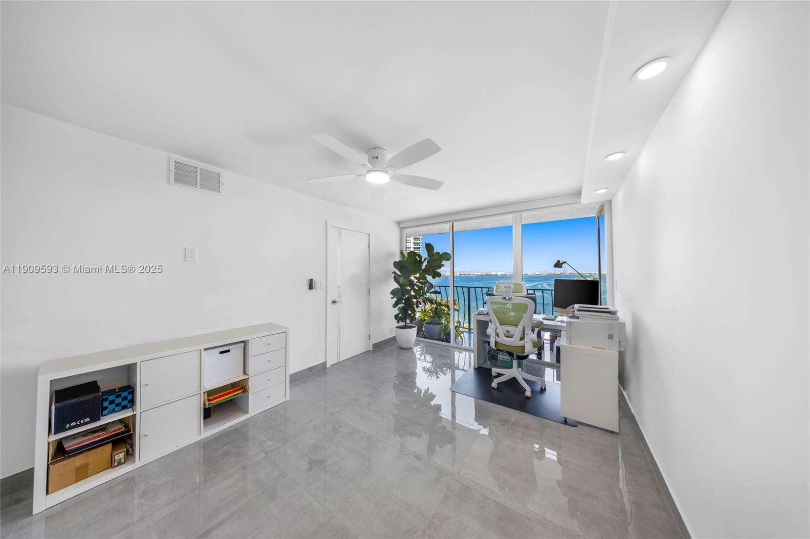 Grandview Palace at 7601 Treasure Dr, North Bay Village, FL 33141 - For Sale photo 18