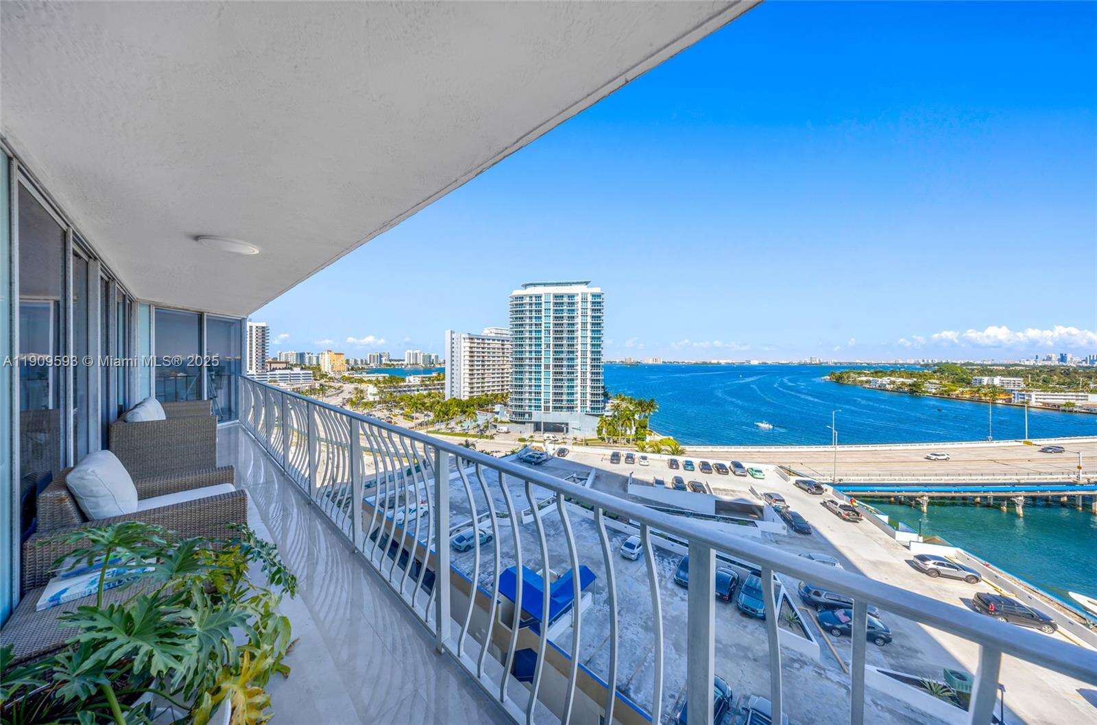Grandview Palace at 7601 Treasure Dr, North Bay Village, FL 33141 - For Sale photo 23