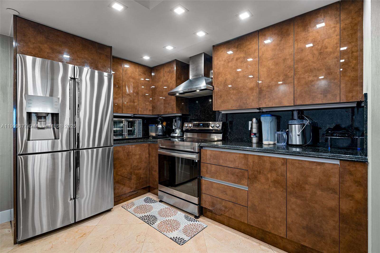 Solimar at 9559 Collins Ave, Surfside, FL 33154 - For Sale photo 8