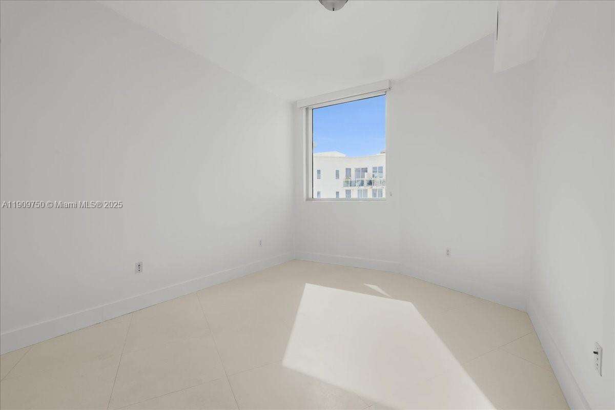 3030 Aventura at 3030 188 St, Aventura, FL 33180 - For Sale photo 14