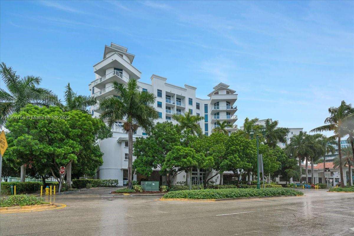 3030 Aventura at 3030 188 St, Aventura, FL 33180 - For Sale photo 23