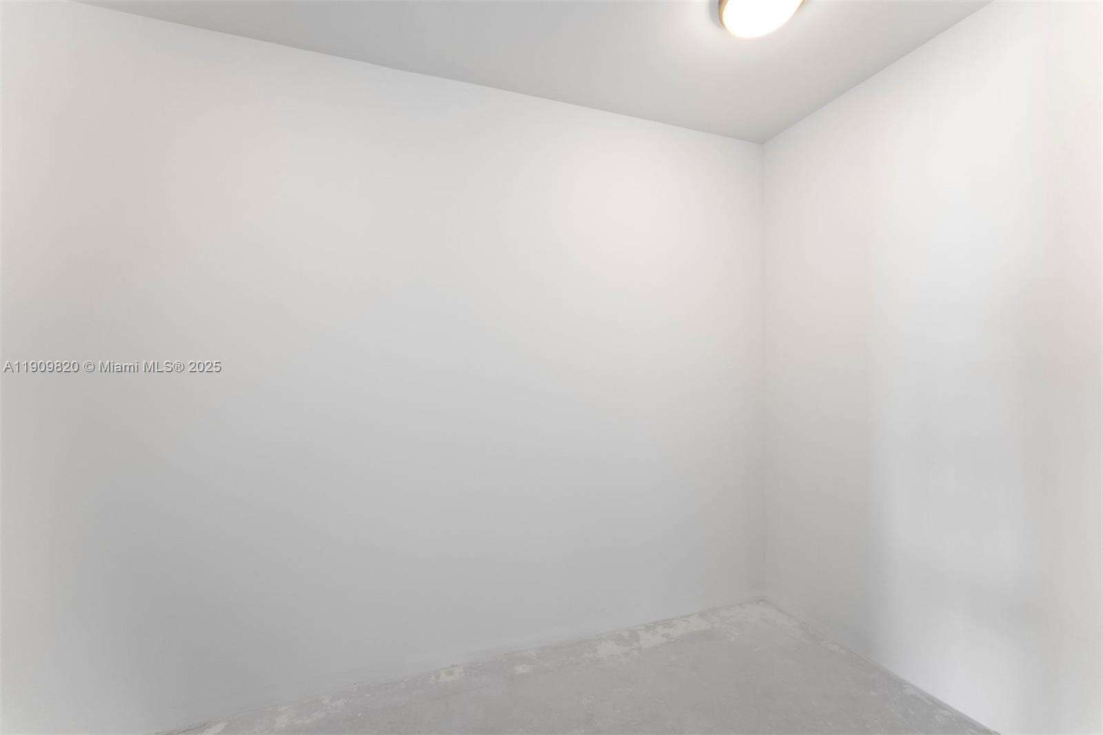 18555 COLLINS AVENUE - 18555 Collins Ave, Sunny Isles Beach, FL 33160 | Picture 28