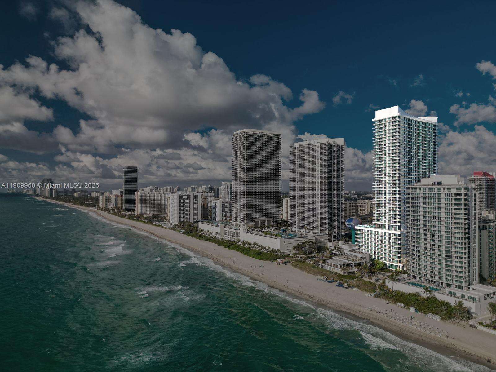 Hyde Resort at 4111 Ocean Dr, Hollywood, FL 33019 - For Sale photo 18