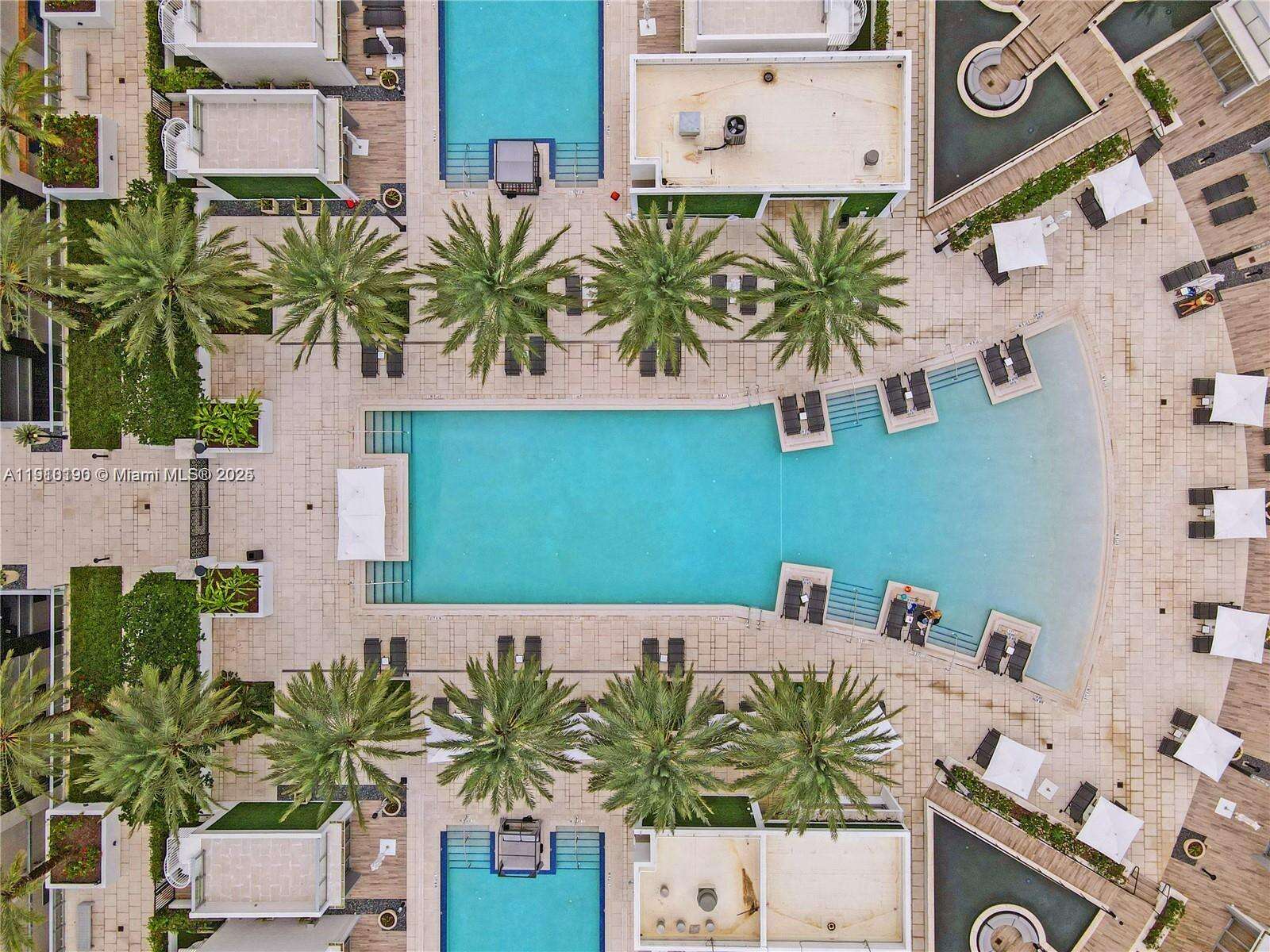 Paramount Miami Worldcenter at 851 1 Ave, Miami, FL 33132 - For Sale photo 25