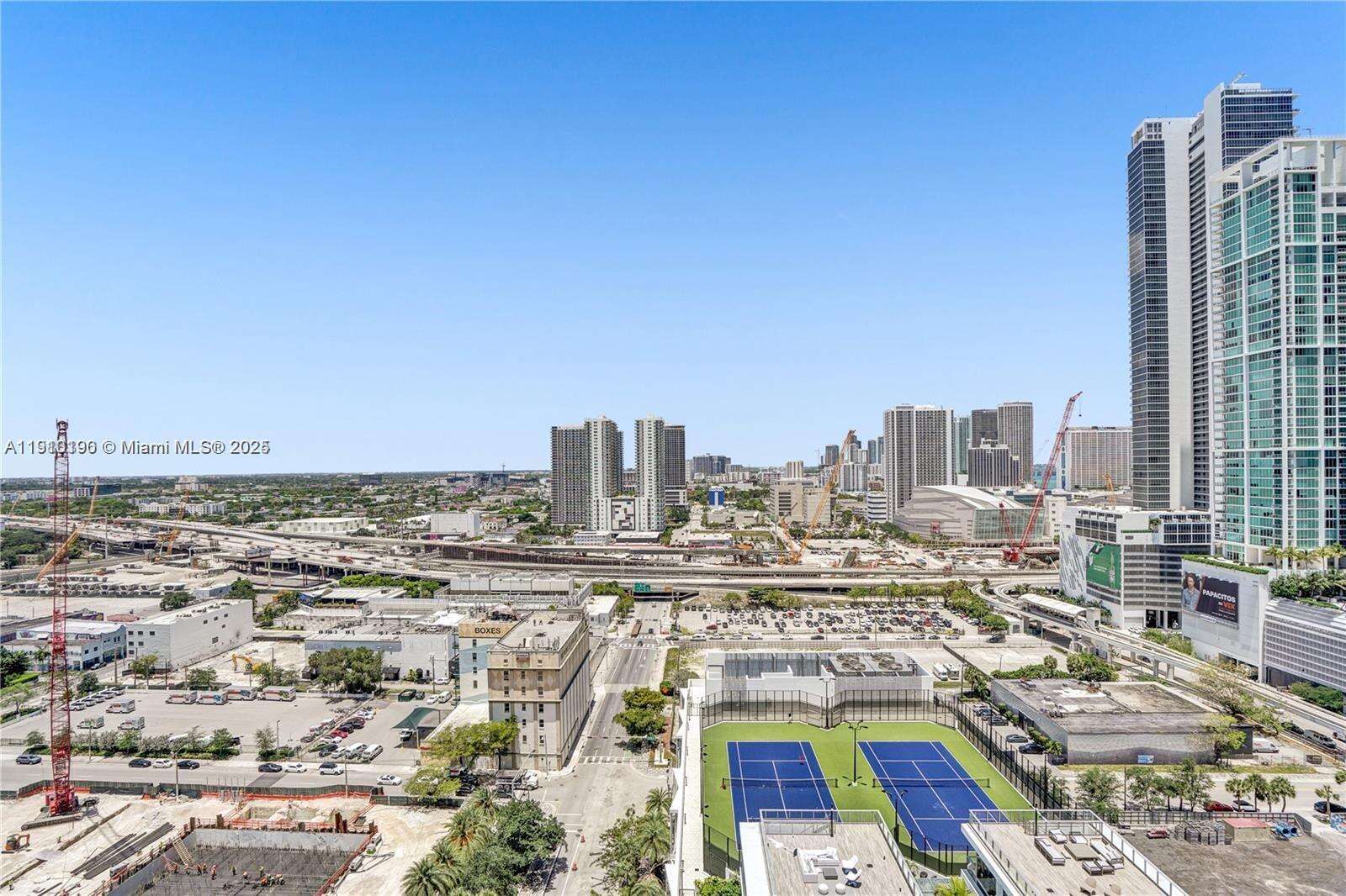 Paramount Miami Worldcenter at 851 1 Ave, Miami, FL 33132 - For Sale photo 27