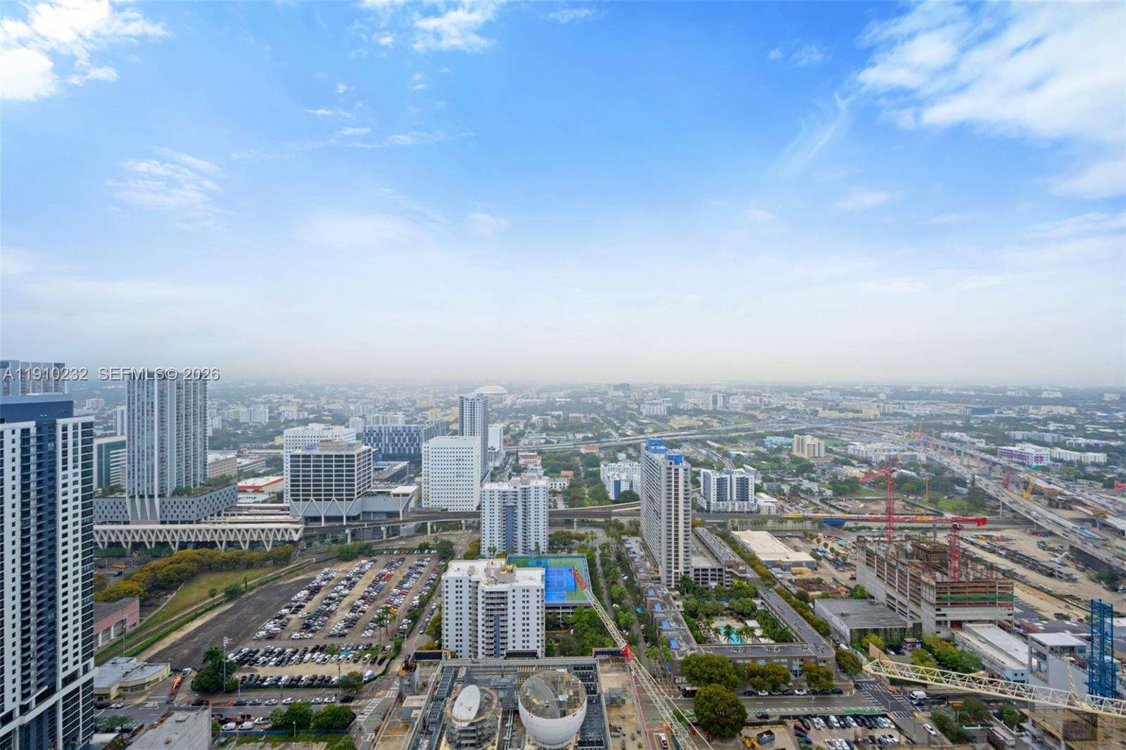 Paramount Miami Worldcenter at 851 1 Ave, Miami, FL 33132 - For Sale photo 25