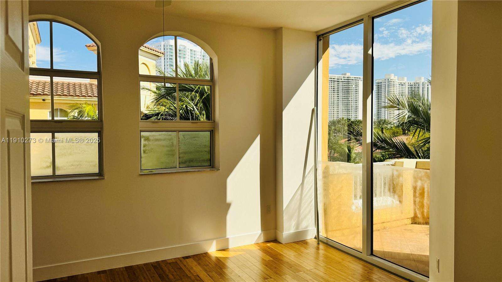 Alaqua at 3001 185 St, Aventura, FL 33180 - For Sale photo 4