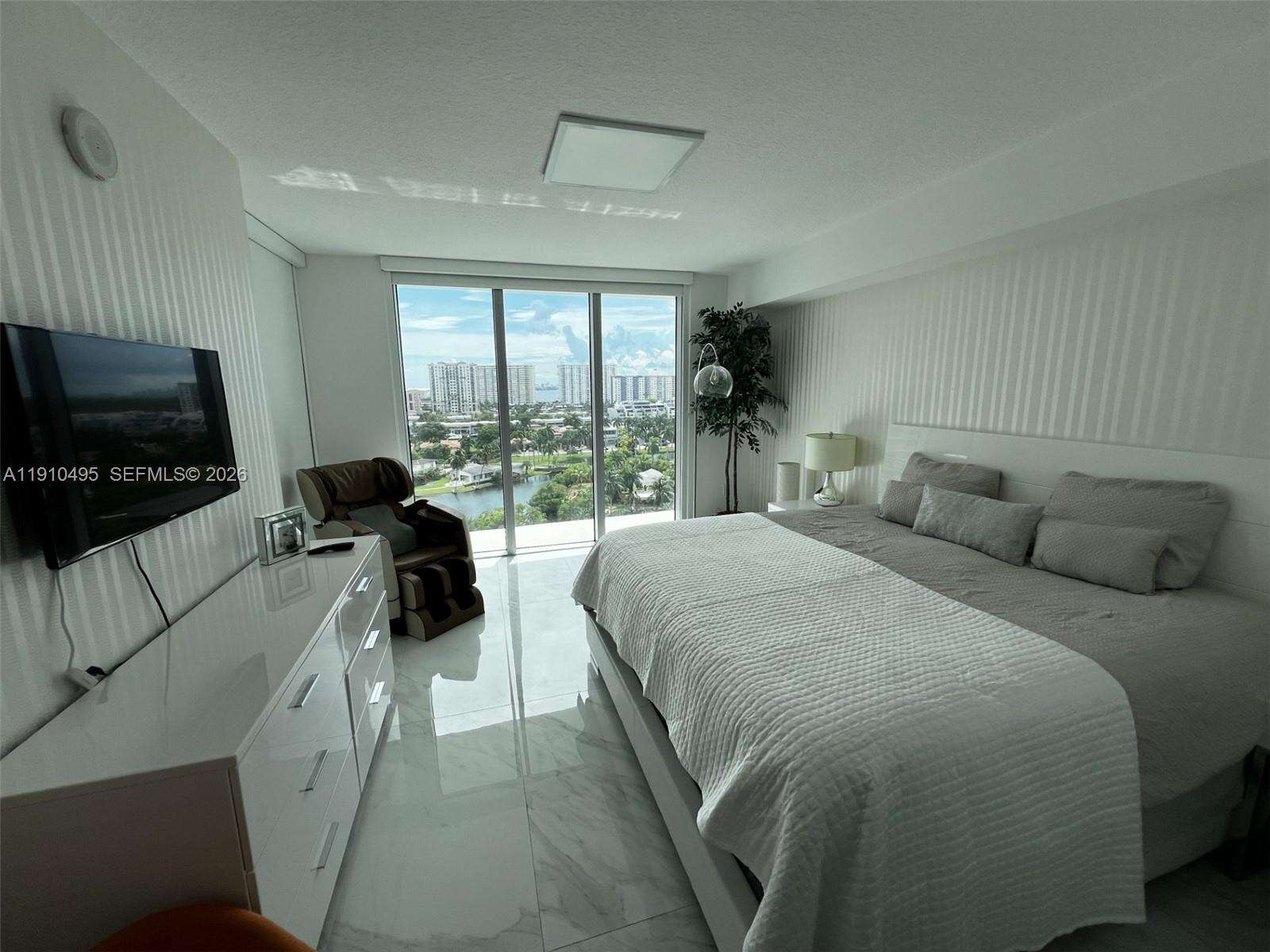 PARQUE TOWERS - 330 Sunny Isles Blvd, Sunny Isles Beach, FL 33160 | Picture 20