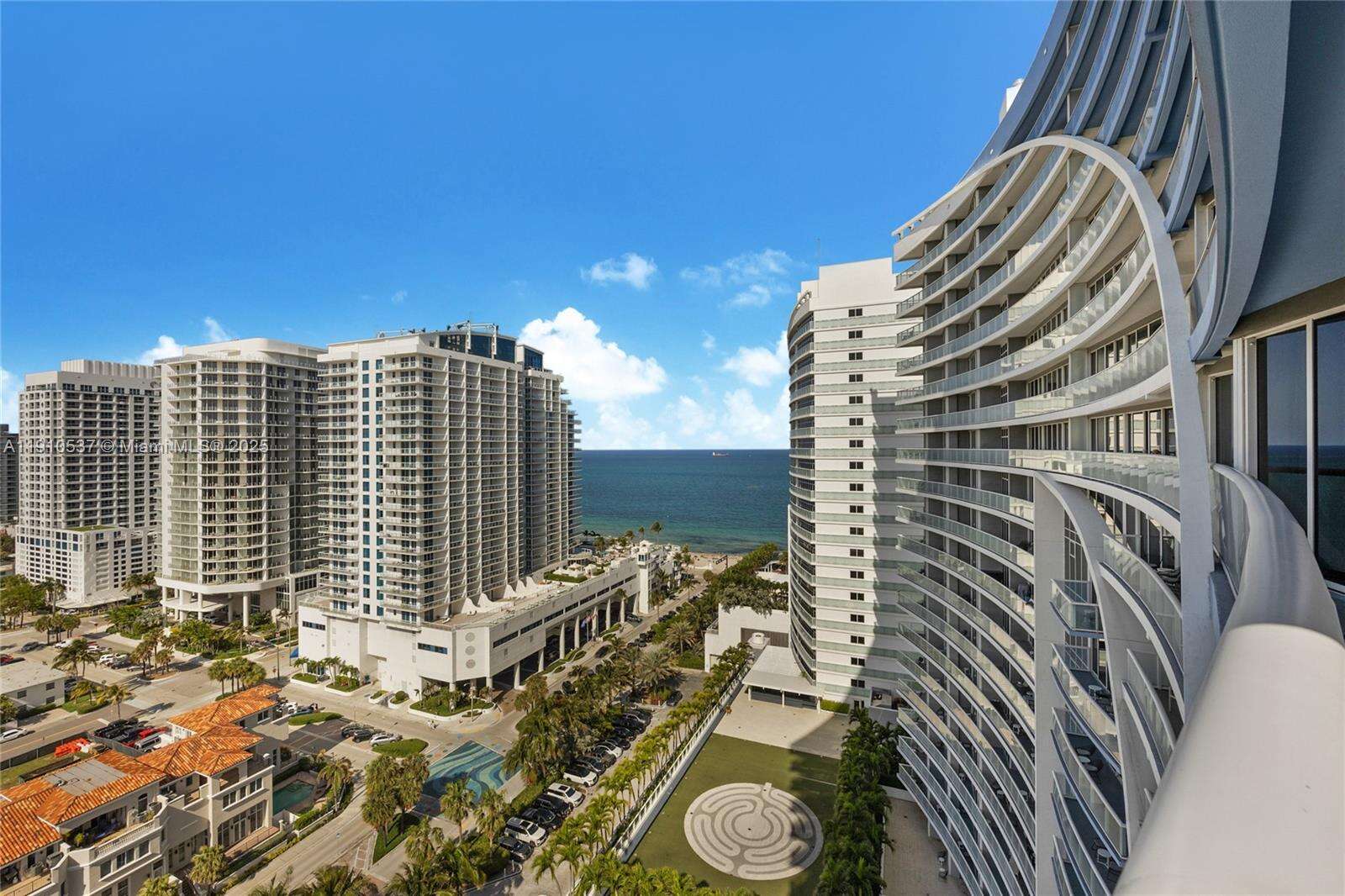 FORT LAUDERDALE RESIDENCES - 3101 Bayshore Dr, Fort Lauderdale, FL 33304 | Picture 25