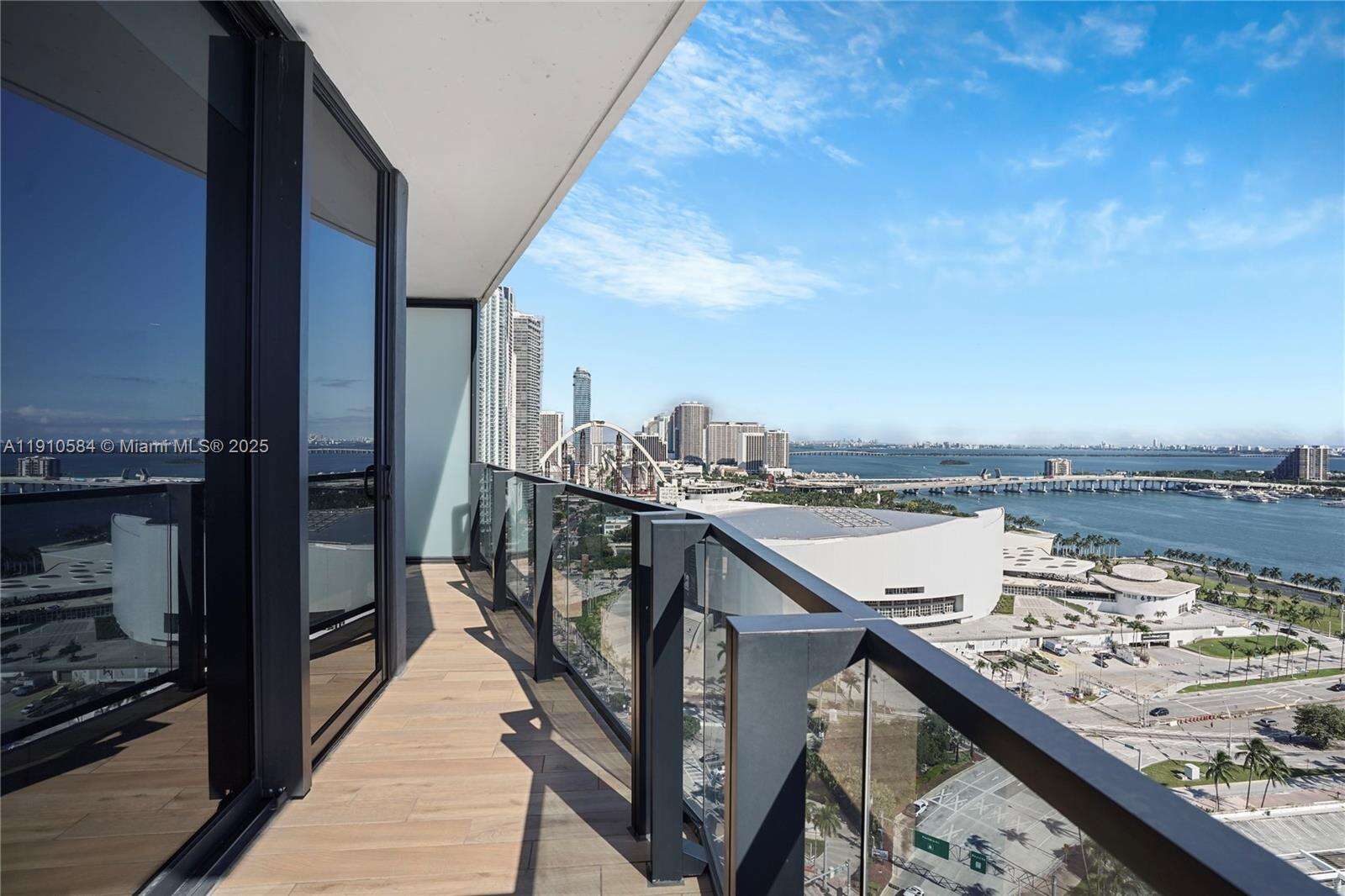 398 NE 5TH STREET - 398 5th St, Miami, FL 33132 | Picture 1