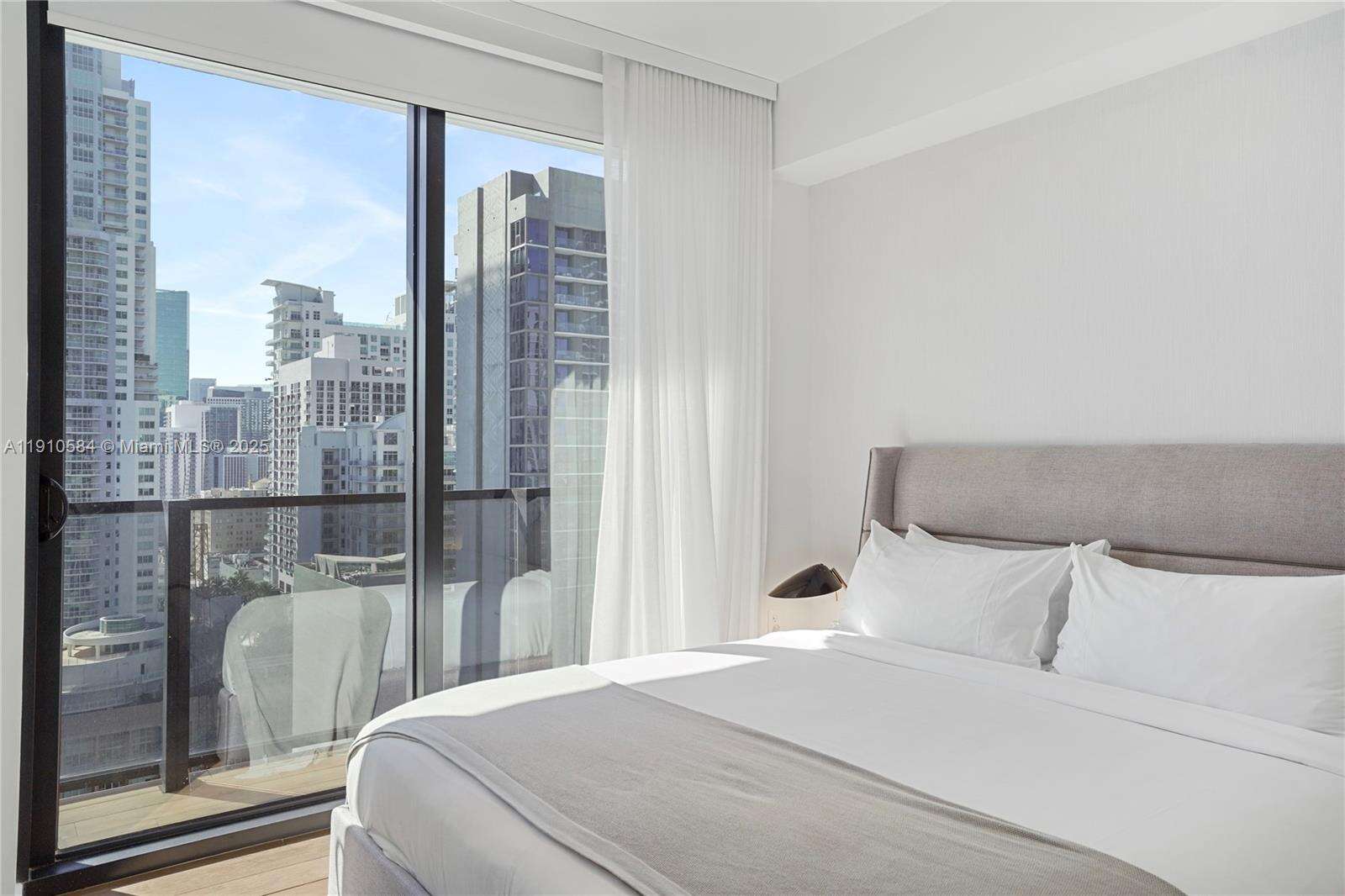 398 NE 5TH STREET - 398 5th St, Miami, FL 33132 | Picture 17