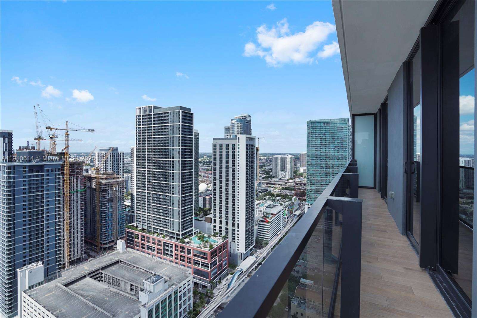 398 NE 5TH STREET - 398 5th St, Miami, FL 33132 | Picture 39