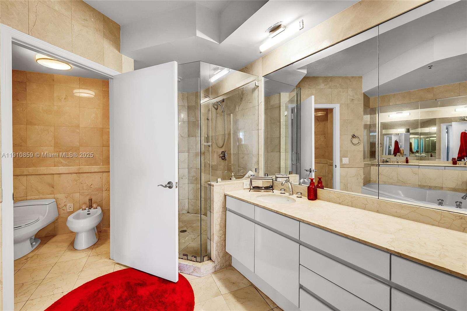 TWO TEQUESTA POINT - 808 Brickell Key Dr, Miami, FL 33131 | Picture 12