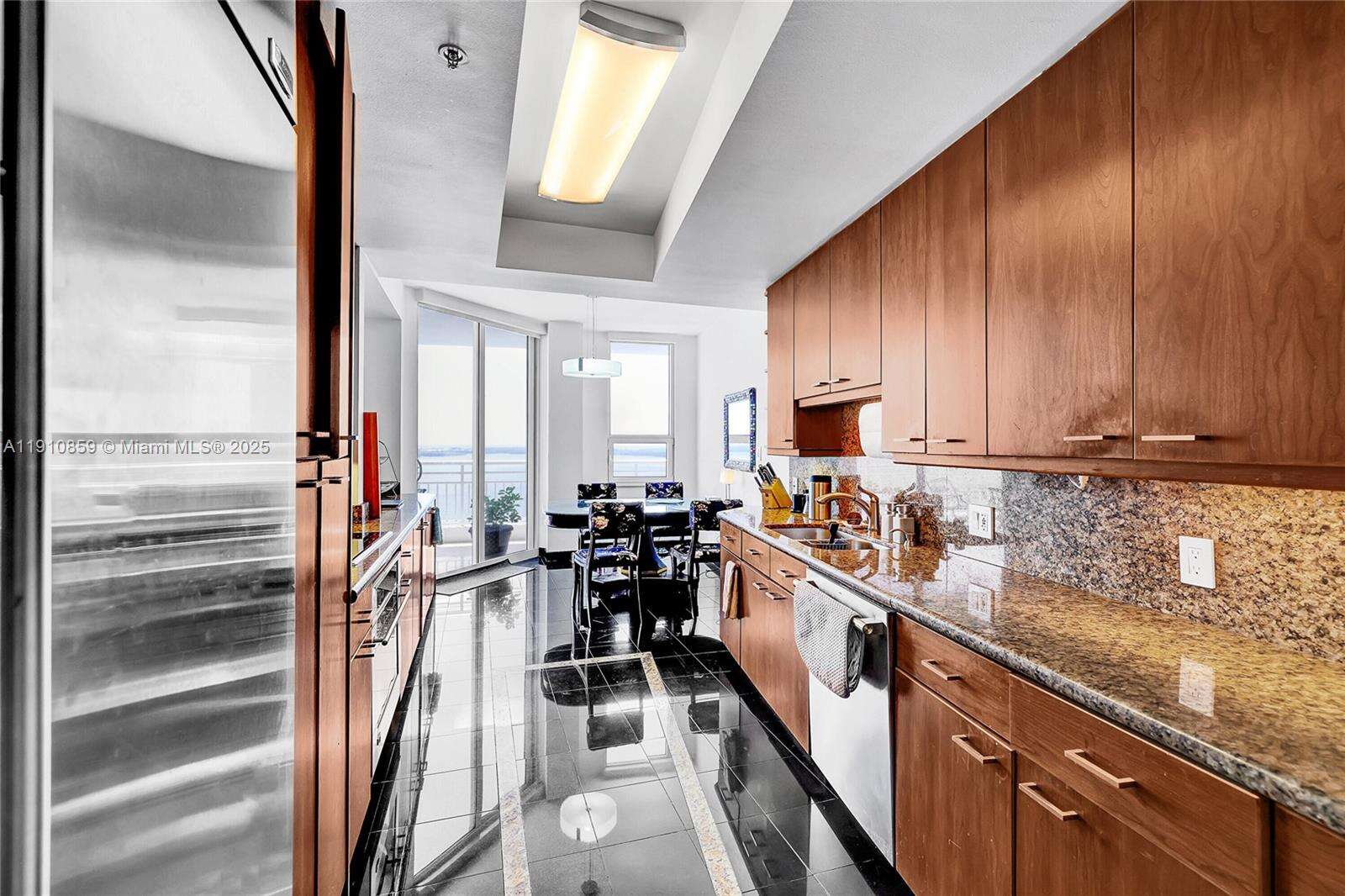 TWO TEQUESTA POINT - 808 Brickell Key Dr, Miami, FL 33131 | Picture 10