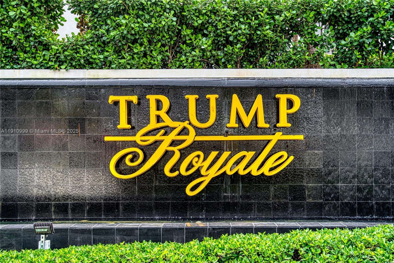 TRUMP ROYALE - 18201 Collins Ave, Sunny Isles Beach, FL 33160 | Picture 1