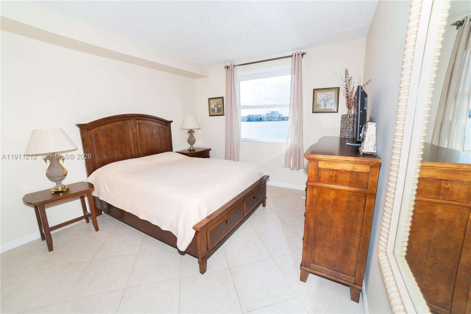 Porto Bellagio at 17150 Bay Rd, Sunny Isles Beach, FL 33160 - For Sale photo 27