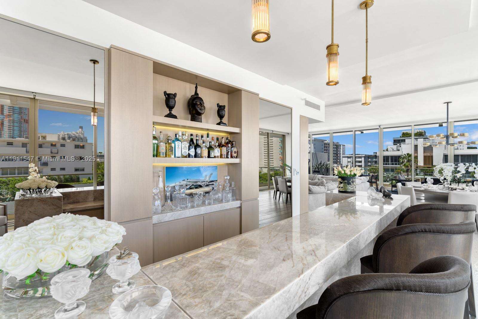 300 COLLINS - 300 Collins Ave, Miami Beach, FL 33139 | Picture 13