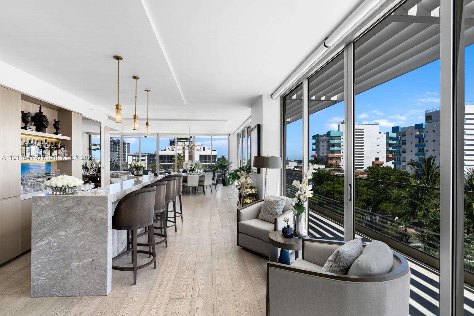 300 COLLINS - 300 Collins Ave, Miami Beach, FL 33139 | Picture 14