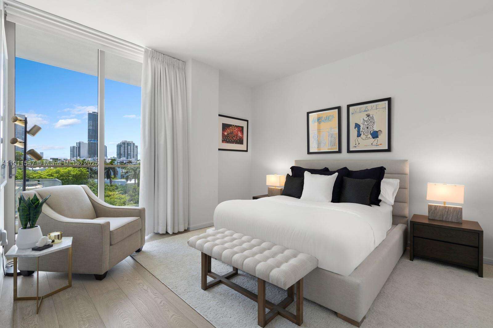 300 COLLINS - 300 Collins Ave, Miami Beach, FL 33139 | Picture 36