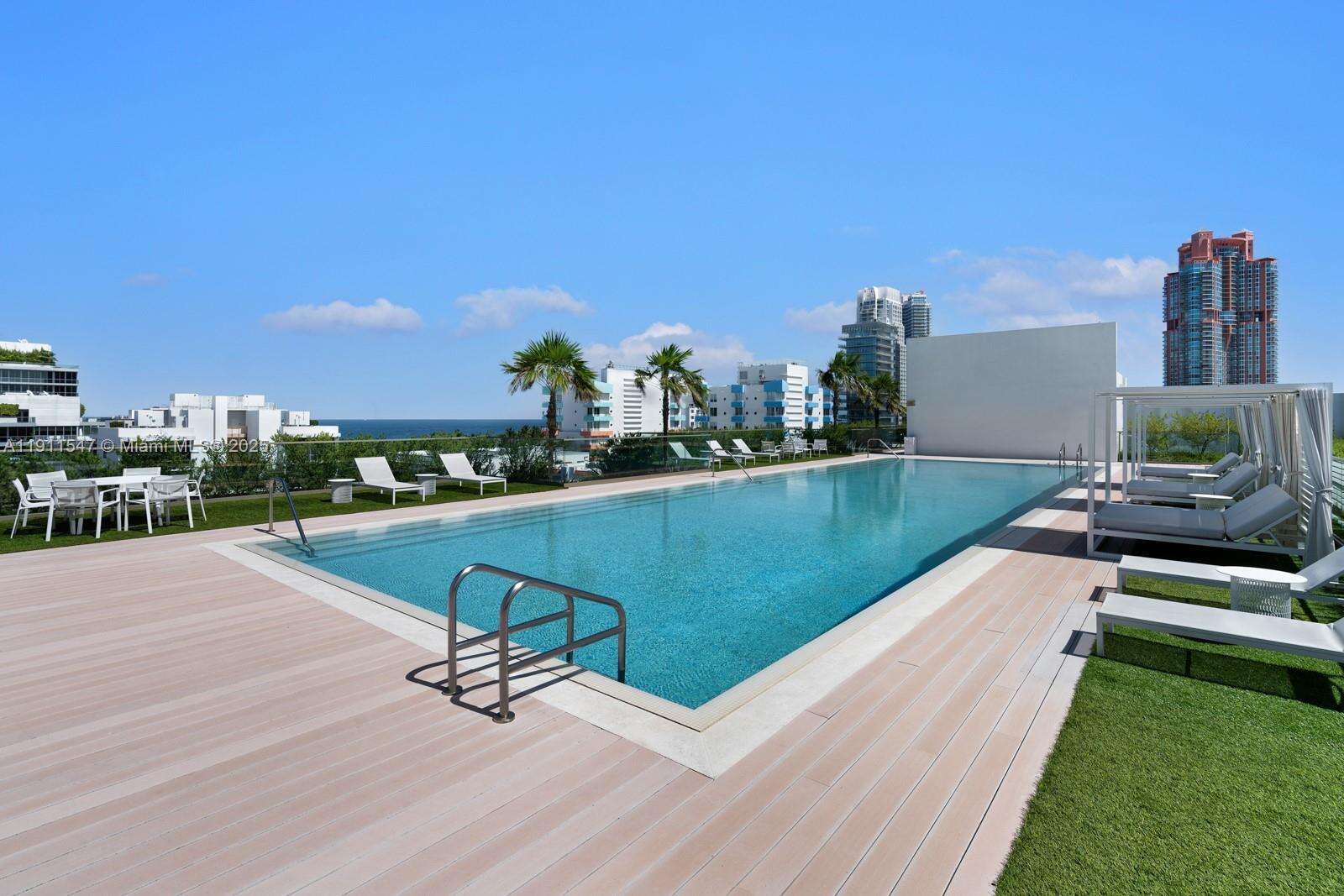 300 COLLINS - 300 Collins Ave, Miami Beach, FL 33139 | Picture 46