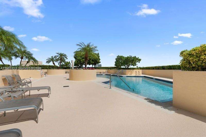 The Metropolitan at 2475 Brickell Ave, Miami, FL 33129 - For Sale photo 43