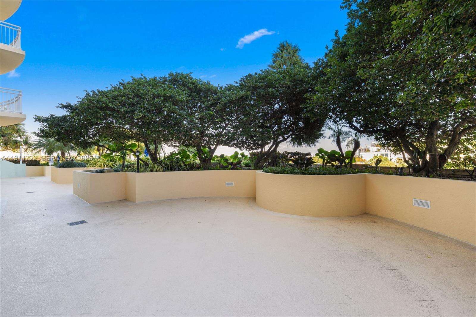 The Metropolitan at 2475 Brickell Ave, Miami, FL 33129 - For Sale photo 48