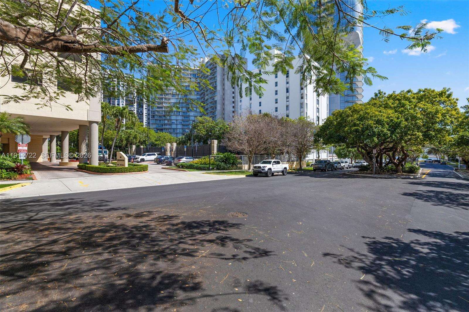 The Metropolitan at 2475 Brickell Ave, Miami, FL 33129 - For Sale photo 57