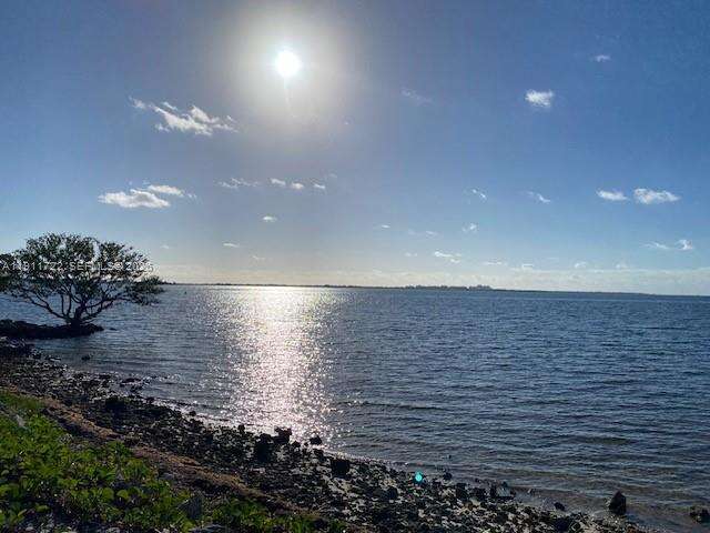 The Metropolitan at 2475 Brickell Ave, Miami, FL 33129 - For Sale photo 76