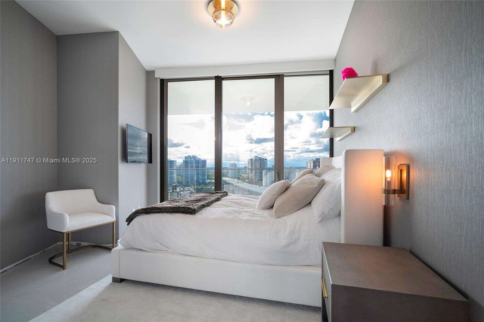 Armani Casa at 18975 Collins Ave, Sunny Isles Beach, FL 33160 - For Sale photo 12