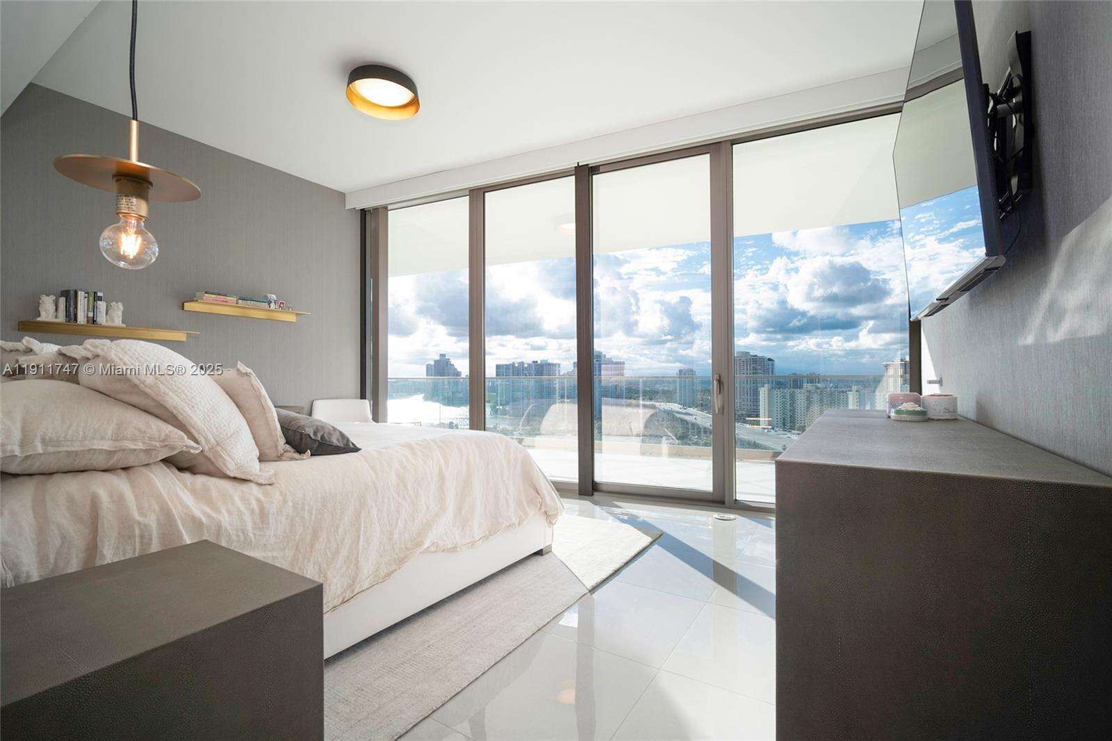 Armani Casa at 18975 Collins Ave, Sunny Isles Beach, FL 33160 - For Sale photo 14