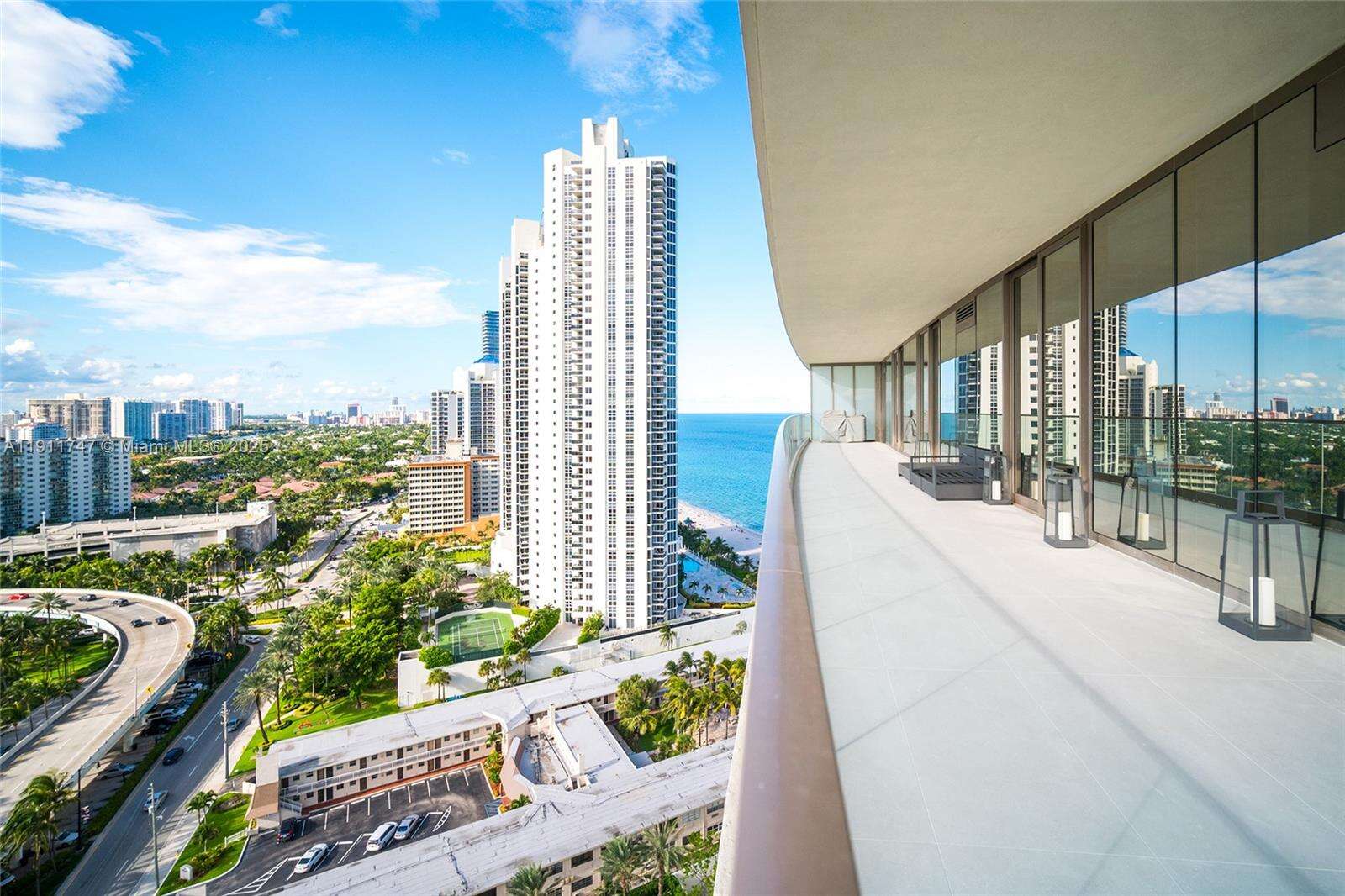 Armani Casa at 18975 Collins Ave, Sunny Isles Beach, FL 33160 - For Sale photo 9