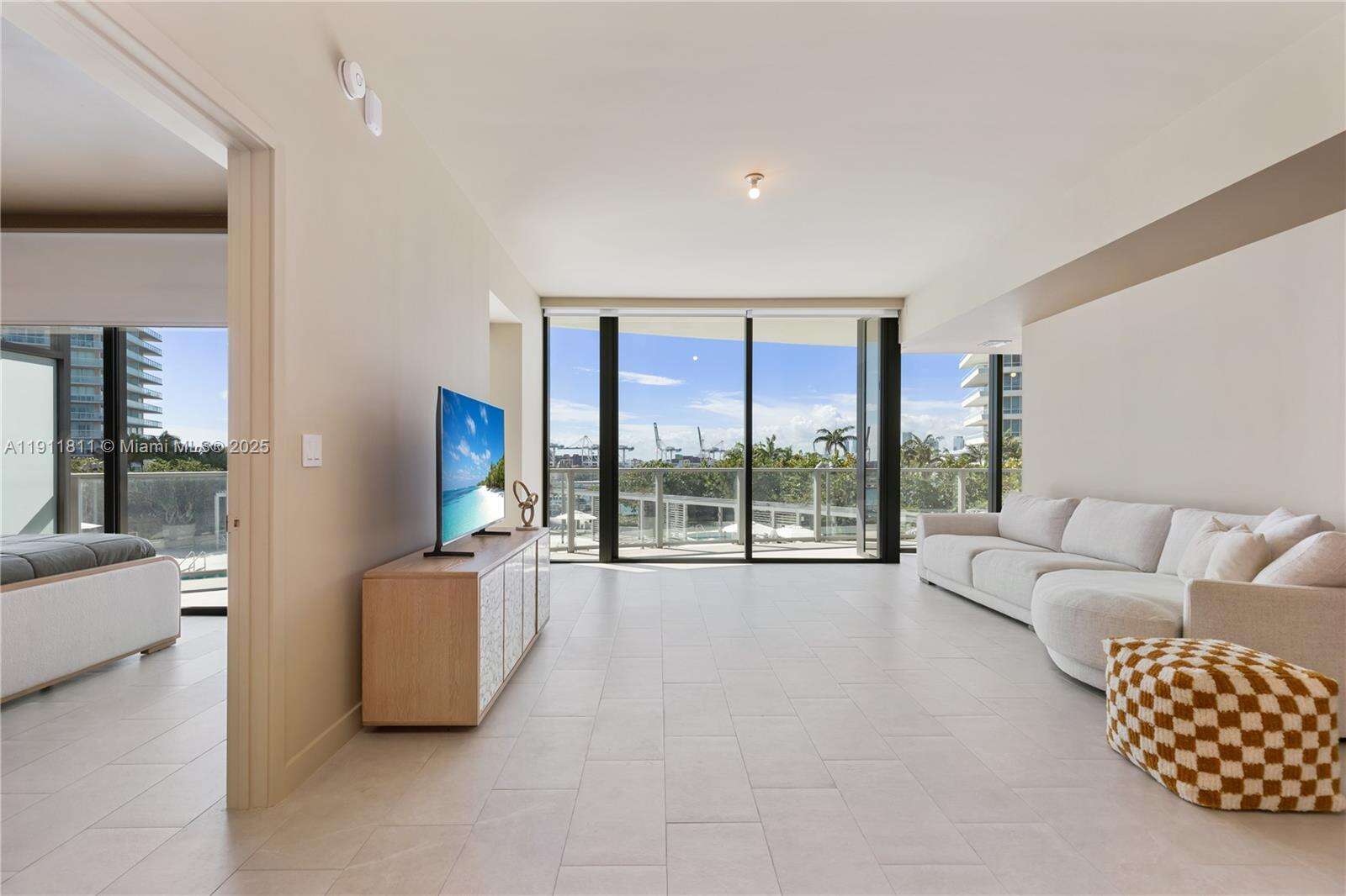 FIVE PARK - 500 Alton Rd, Miami Beach, FL 33139 | Picture 3