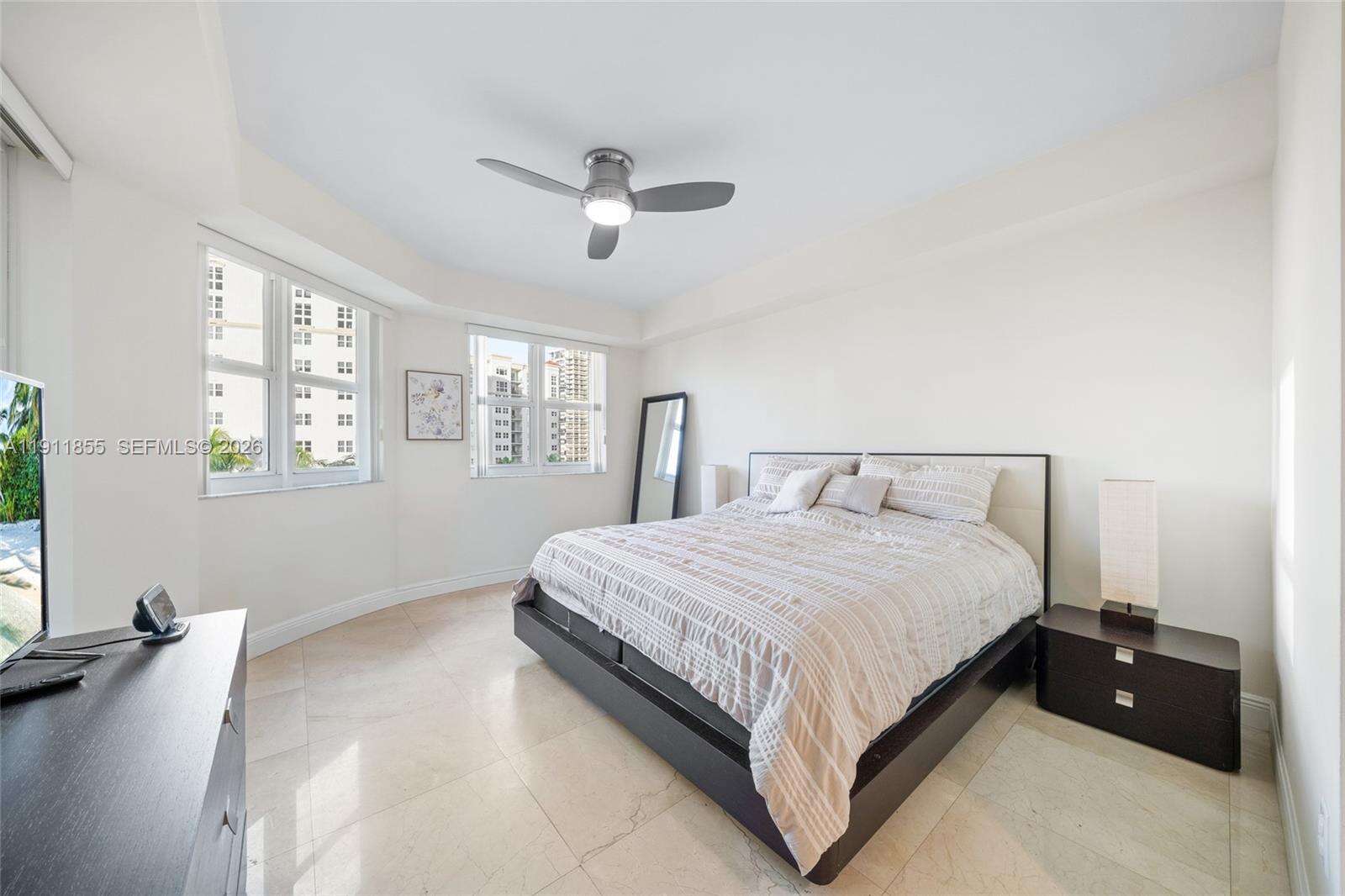 Turnberry Village South at 19900 Country Club Dr, Aventura, FL 33180 - For Sale photo 18