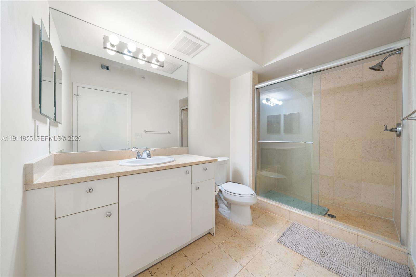 Turnberry Village South at 19900 Country Club Dr, Aventura, FL 33180 - For Sale photo 23