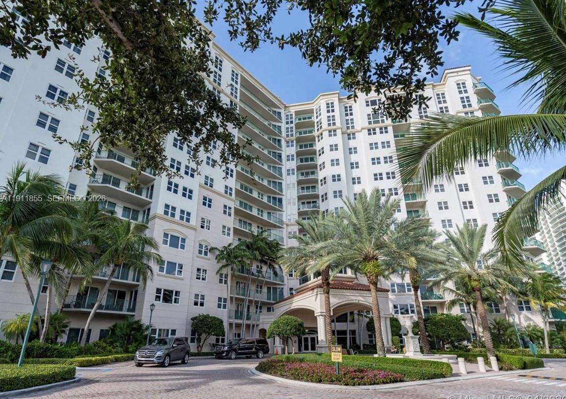 Turnberry Village South at 19900 Country Club Dr, Aventura, FL 33180 - For Sale photo 29