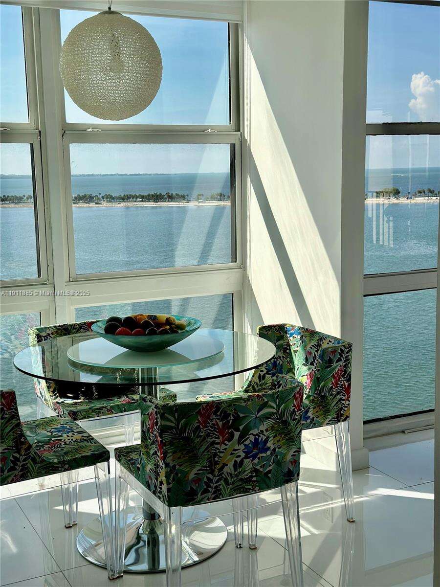 BRICKELL PLACE - 1865 Brickell Ave, Miami, FL 33129 | Picture 18