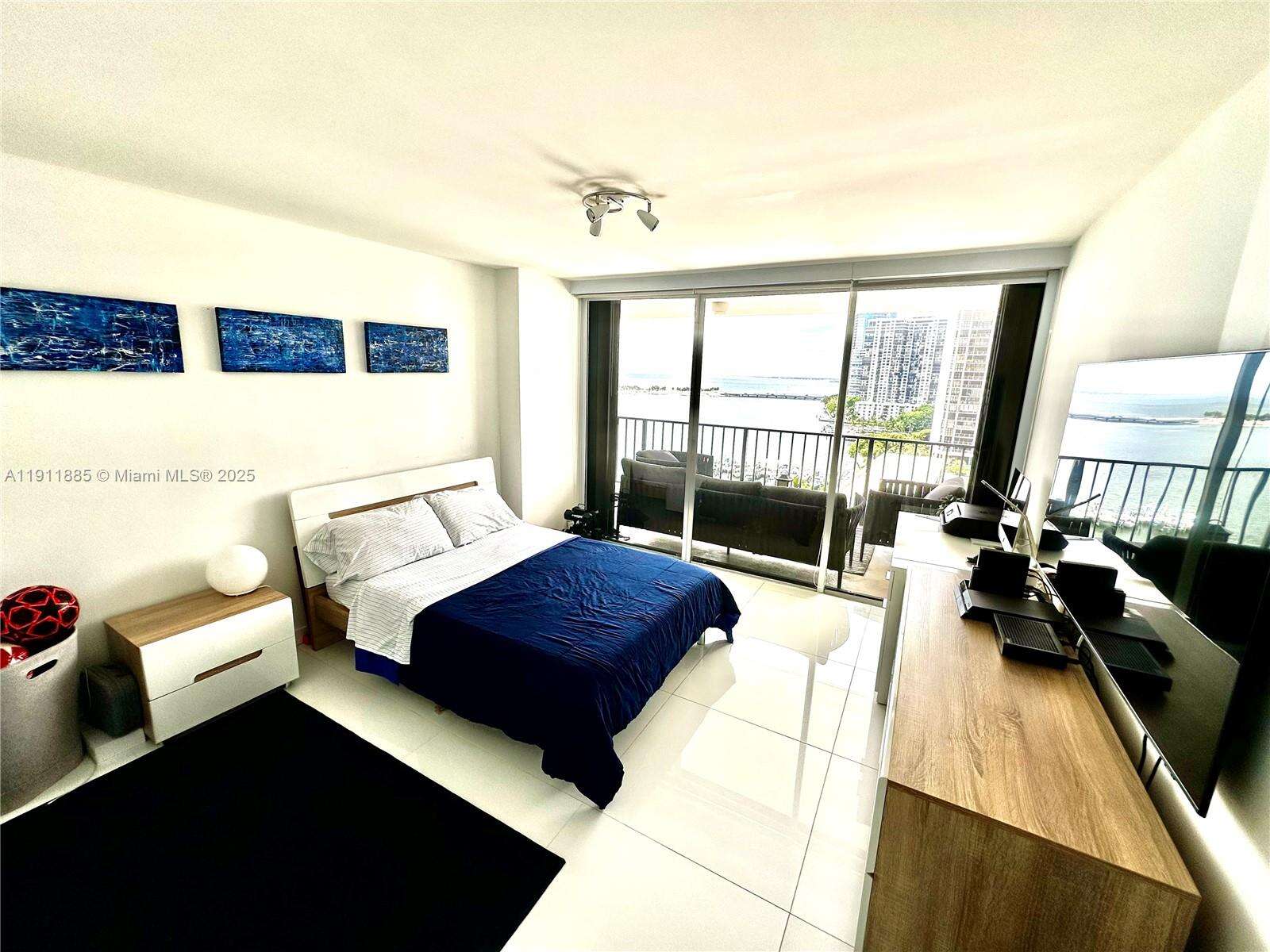 BRICKELL PLACE - 1865 Brickell Ave, Miami, FL 33129 | Picture 10