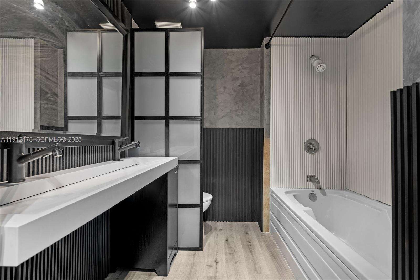 Neo Vertika at 690 1 Ct, Miami, FL 33130 - For Sale photo 22