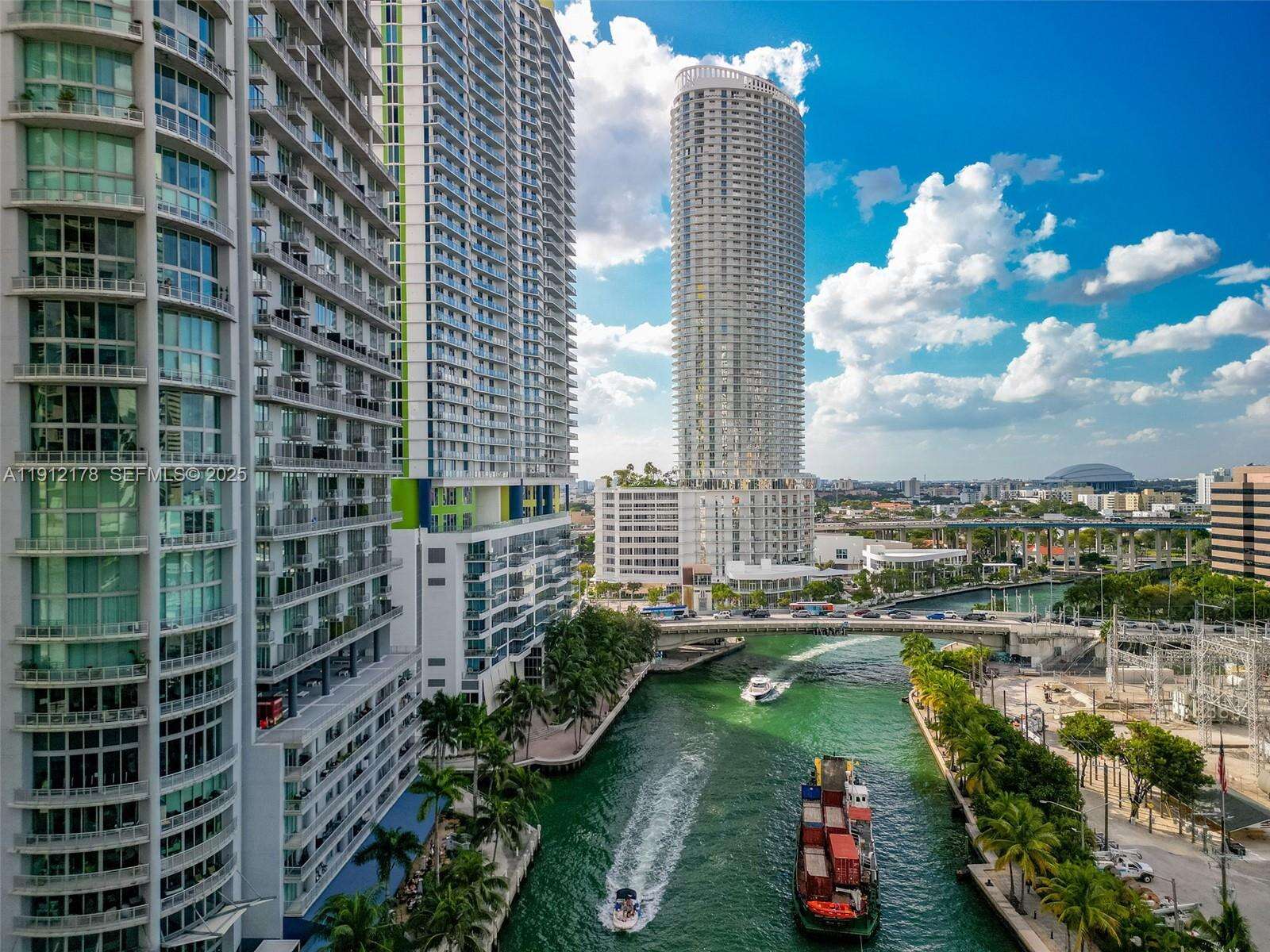 Neo Vertika at 690 1 Ct, Miami, FL 33130 - For Sale photo 29